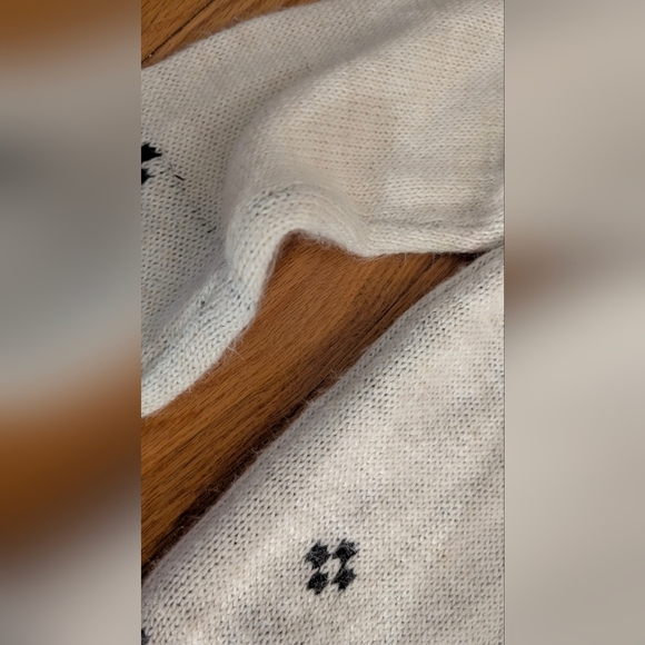 Garage Men's Gray and Cream Reindeer Sweater - Picture 5 of 5